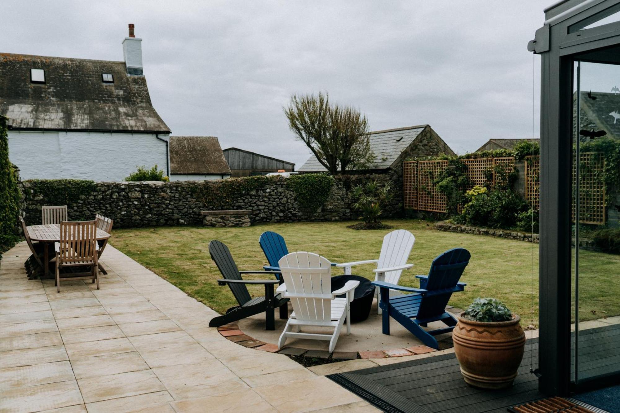 Treleddyn Farmhouse Ст. Дэвидз Экстерьер фото